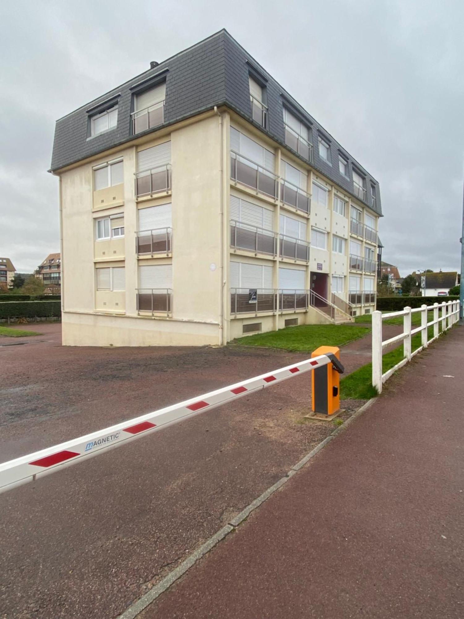 Le Petit Villers Villers-sur-Mer Exterior foto