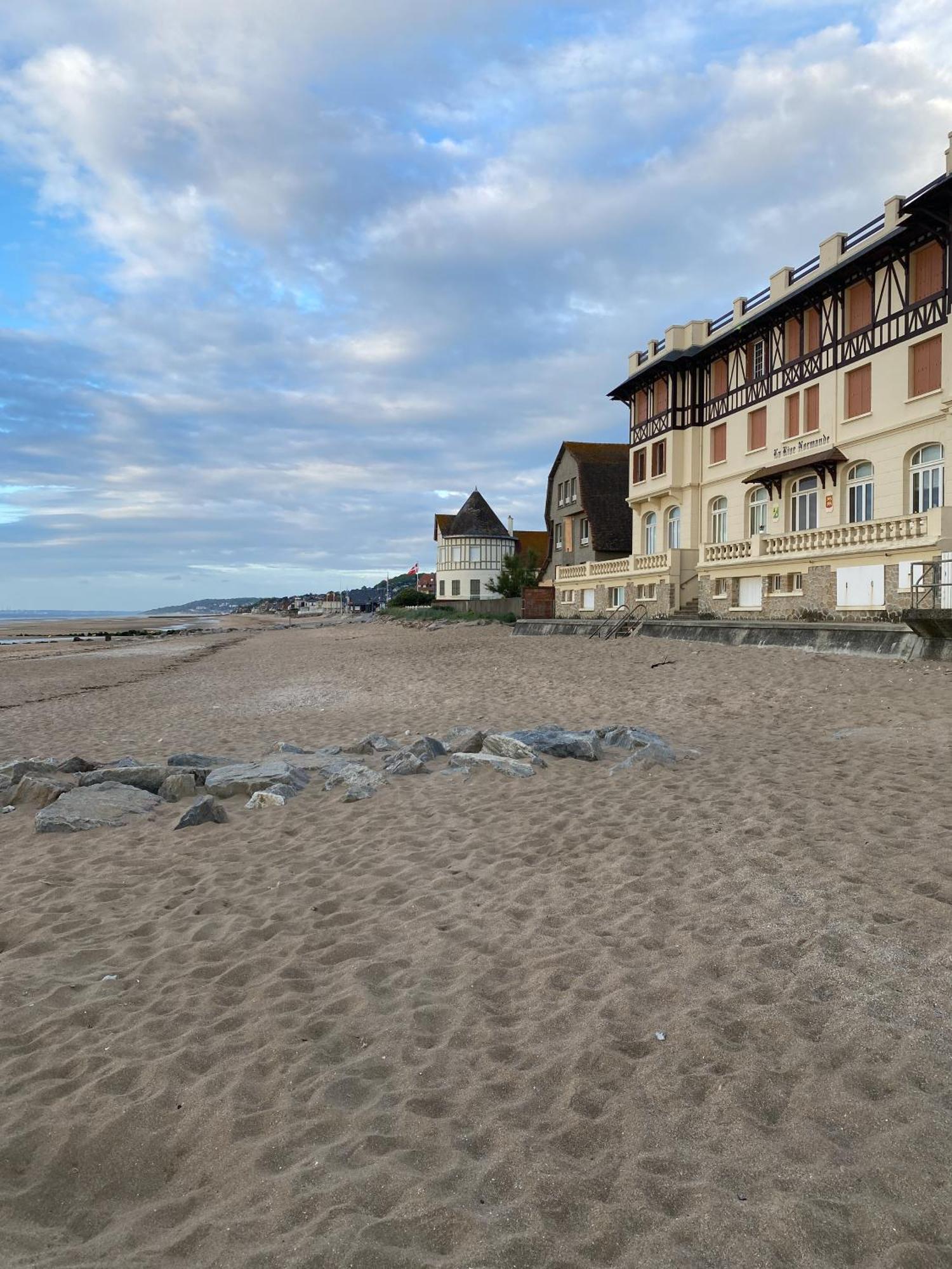 Le Petit Villers Villers-sur-Mer Exterior foto